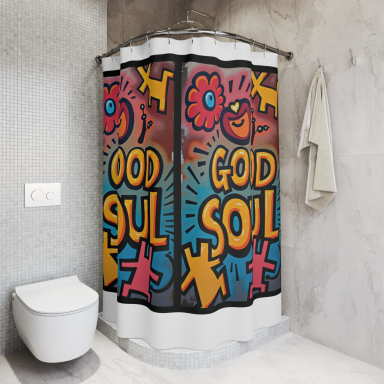 Duschvorhang mit buntem Graffiti-Motiv und dem Text "Good Soil" auf hellgrauem Hintergrund.